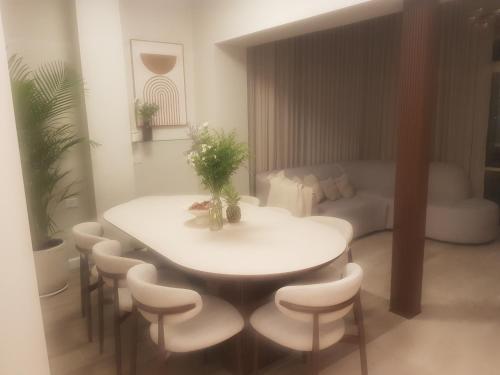 יוקרה בסימטה in Safed