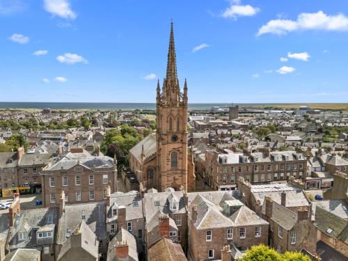Steeple View Apartment - Cosy 1 bed in Montrose in Монтроуз