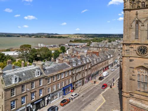 Steeple View Apartment - Cosy 1 bed in Montrose in Монтроуз