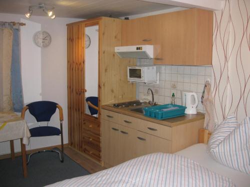 Cocina, Gästehaus Veronika (Gastehaus Veronika) in Ilmenau