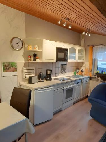 Cocina, Gästehaus Veronika (Gastehaus Veronika) in Ilmenau