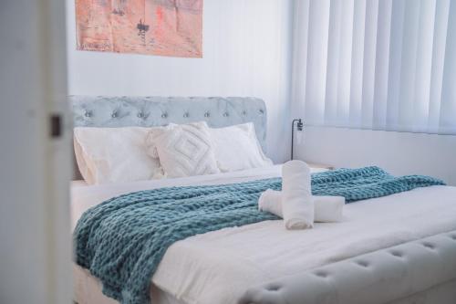 Relax 3 bd CBD Oasis Close to ICC and Darling Harbor - image 5