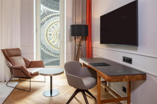 Radisson Collection Hotel Basilica Budapest - image 2