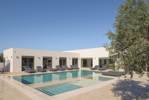 CaMa Villa, Pool, Landmark Views & Iconic Design, By ThinkVilla gîte à louer Viranepiskopí