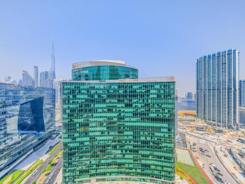 Full Burj Khalifa View | Modern Furnished Studio