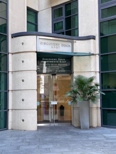 Canary Wharf-WOMEN Only-Private Double Room & Pool Gym, Londyn (zdjęcie 8)