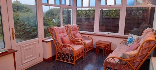 Sunnyside Cottage 2 Bedrooms 1 Bathroom 1 WC 2 Pets Welcome in Hilton Of Cadboll