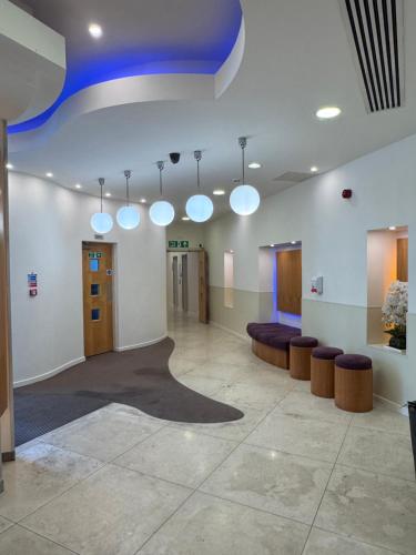 Canary Wharf-WOMEN Only-Private Double Room & Pool Gym, Londyn (zdjęcie 9)