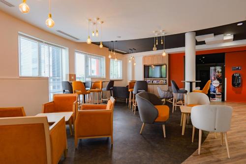 The Originals Boutique, Hotel Le Marmotel, Clermont-Ferrand - 바/라운지