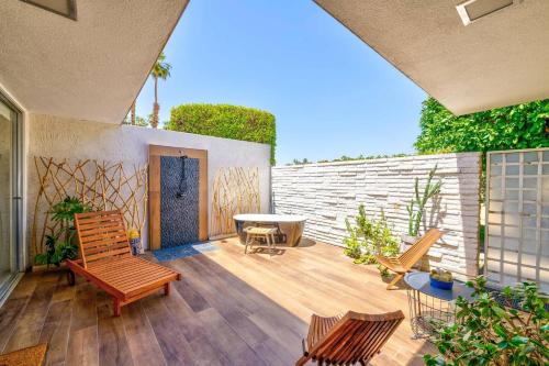 Tranquil & Spacious, Newly Updated,great Location thumb 3