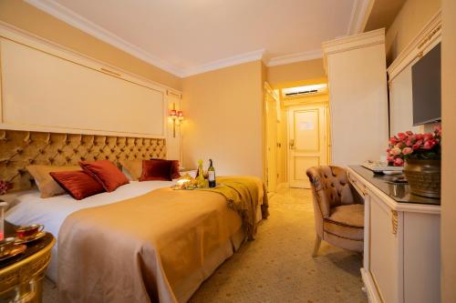 Balin Hotel - Special Class - Tap to explore photos