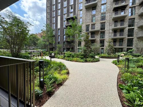 Luxury Designer 2Bed 2Bath by Tower Bridge, Londyn (zdjęcie 3)