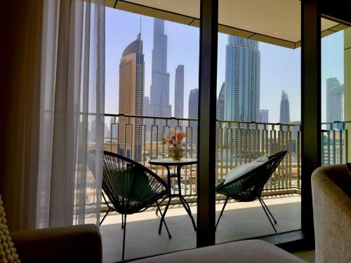 Burj Khalifa View Luxe 2BR x Connected to Dubai Mall, Дубай (фото 2)