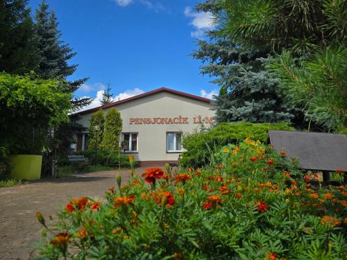 Exterior view of Pensjonat Li-Mar