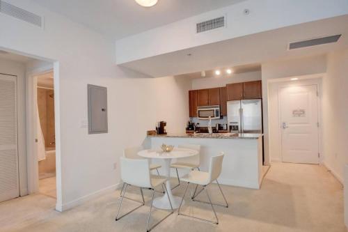 One Bedroom In Lux Condo,casa Costa! Wbeachpass! in Boynton Beach, USA