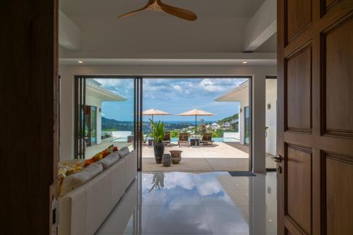 3BR Sea View Villa Near Fisherman KBR48