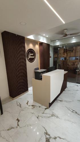 Hotel Grand Lushwood  in Aurangabad