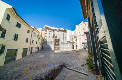 Surrounding environment, Domus Emma in Cantalupo In Sabina