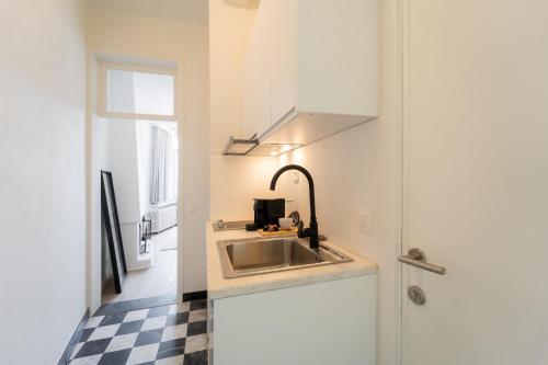 Cozy City-Center Apartments for 3 Guests, Antverpy (fotografie 9)