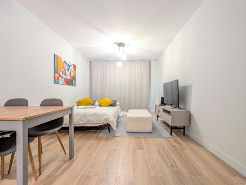 Mieszczańska Cozy Apartment by BookingHost, Breslau (Foto 9)
