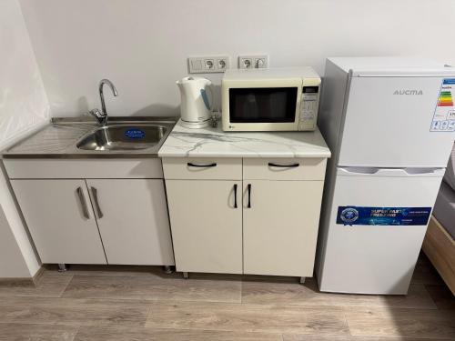 Студия с видом на горы-отель, Bischkek (Foto 3)