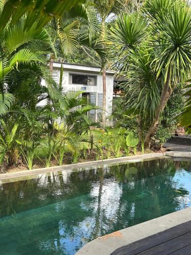 Rumah Ibu Private Garden Unit in Shared Property in Seseh, Cemagi