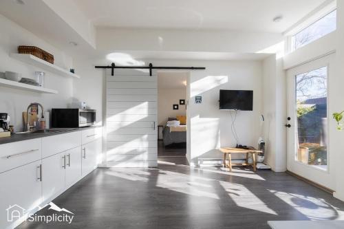 Peaceful Sunnyside Stay W Outdoor Seating in Globeville / North Washington