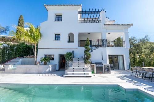 Villa Elviria - Ultimate Luxury, Marbella