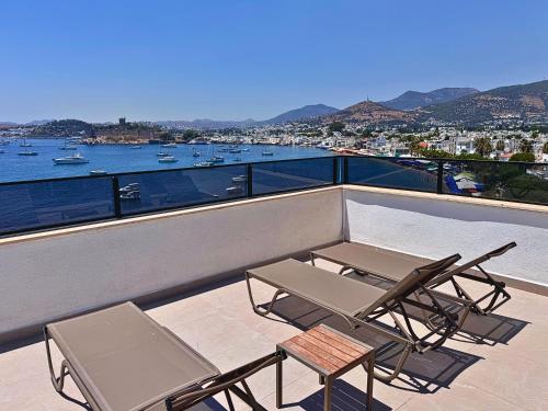 Bodrum Gulet Otel - Tap to explore photos