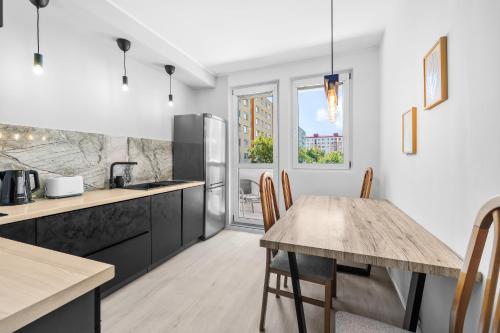 Spacious 3-Bedroom Apartment with Park View in Petržalka, Братислава (фото 5)