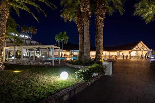 花園, Valtur Il Cormorano Resort & Spa in 格里索利亞