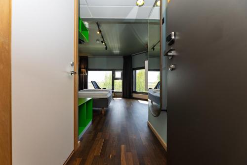 Comfort Hotel RunWay - image 14