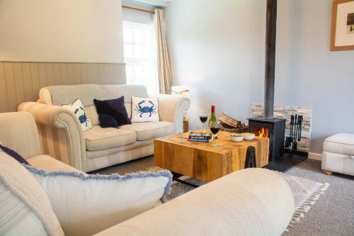 Viesnīcas āriene, Cosy Luxury Cottage I Hot Tub I Private Estate in Bryngwran