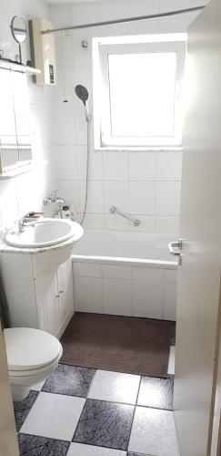 2 Zimmer Wohnung, Colonia (foto 3)