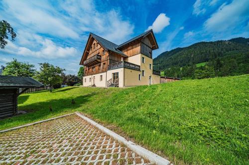 Oberweiglhof Penthouse in Russbach am Pass Gschütt