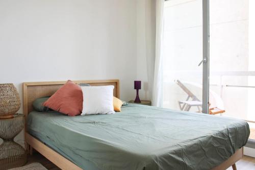 Pretty 2 rooms of 46 m2 in the 11th - image 7
