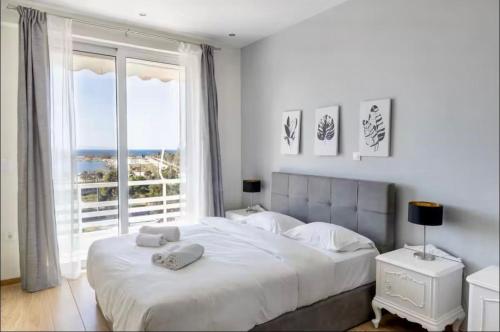 Glyfada Panoramic Seaview Penthouse, Atenas