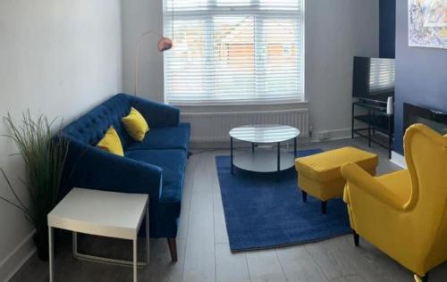 Shotley Bridge - Large Stylish 3 Bedroom Apartment - Ruffside