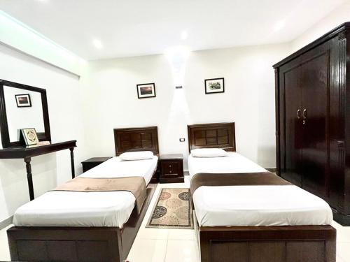 New Siesta Hotel & Resort in Alexandria