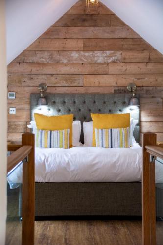 Viesnīcas āriene, Rustic Couples Retreat I Hot Tub I Private Estate in Bryngwran