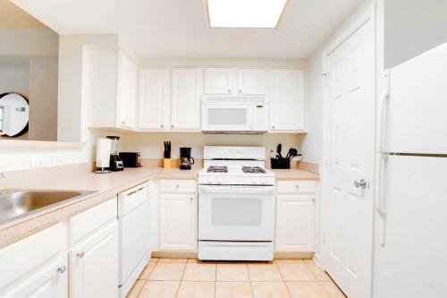 Amazing 1 Bedroom Condo At Ballston place with Gym in Arlington, USA