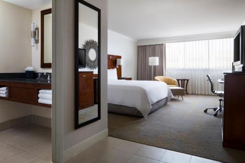 Los Angeles Marriott Burbank Airport in Burbank, USA