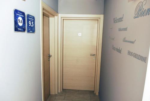 Apartments Maslina - image 14