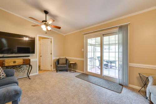 Cozy Home with Fenced Yard Less Than 1 Mi Downtown Matthews! in Charlotte, USA