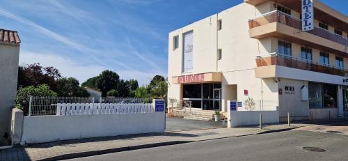 Cit'Hotel Le Quai 9