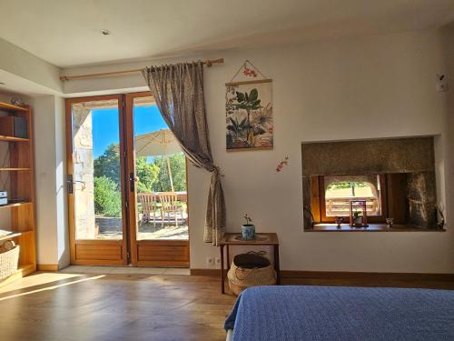 トレニャック Aux Grandes Rivieres 3つ星 ホテル スイート