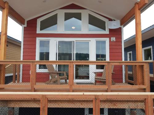 Dockside Cabin - Homer Seaplane Base, Homer