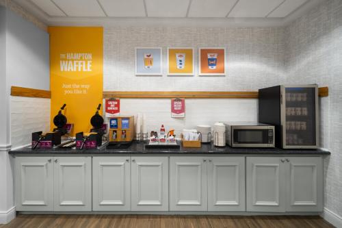 Hampton Inn Murrells Inlet/Myrtle Beach Area - image 11