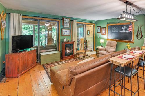 Cottage Less Than 8 Mi to Gore Mountain in Bakers Mill! in Bakers Mills, USA
