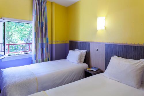 The Originals City Hôtel Le Lion d'Or Chinon (Inter-Hotel) - image 5
